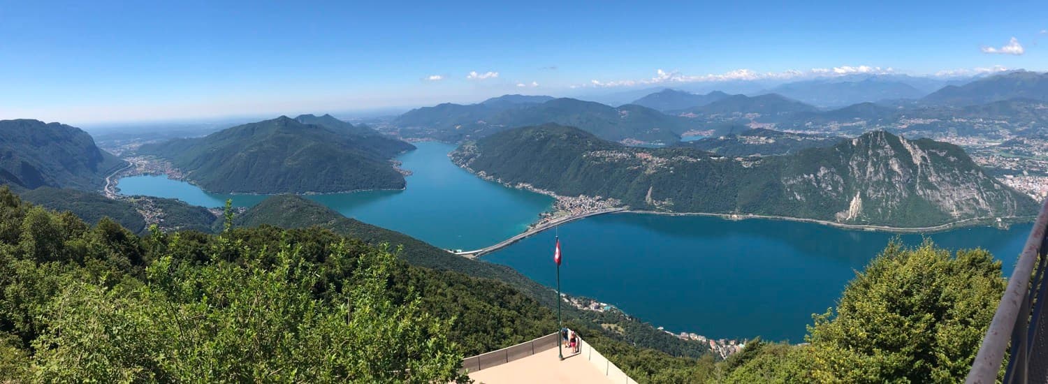 Uitzicht vanaf het balkon van Italië